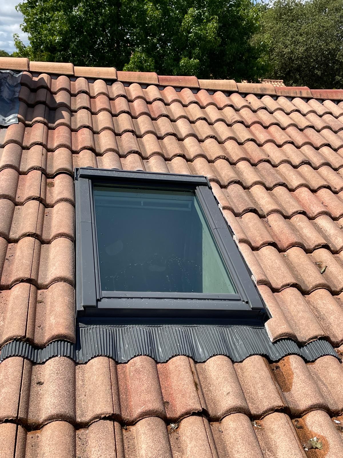 Pose d’un Velux sur la commune de La Roche sur Yon